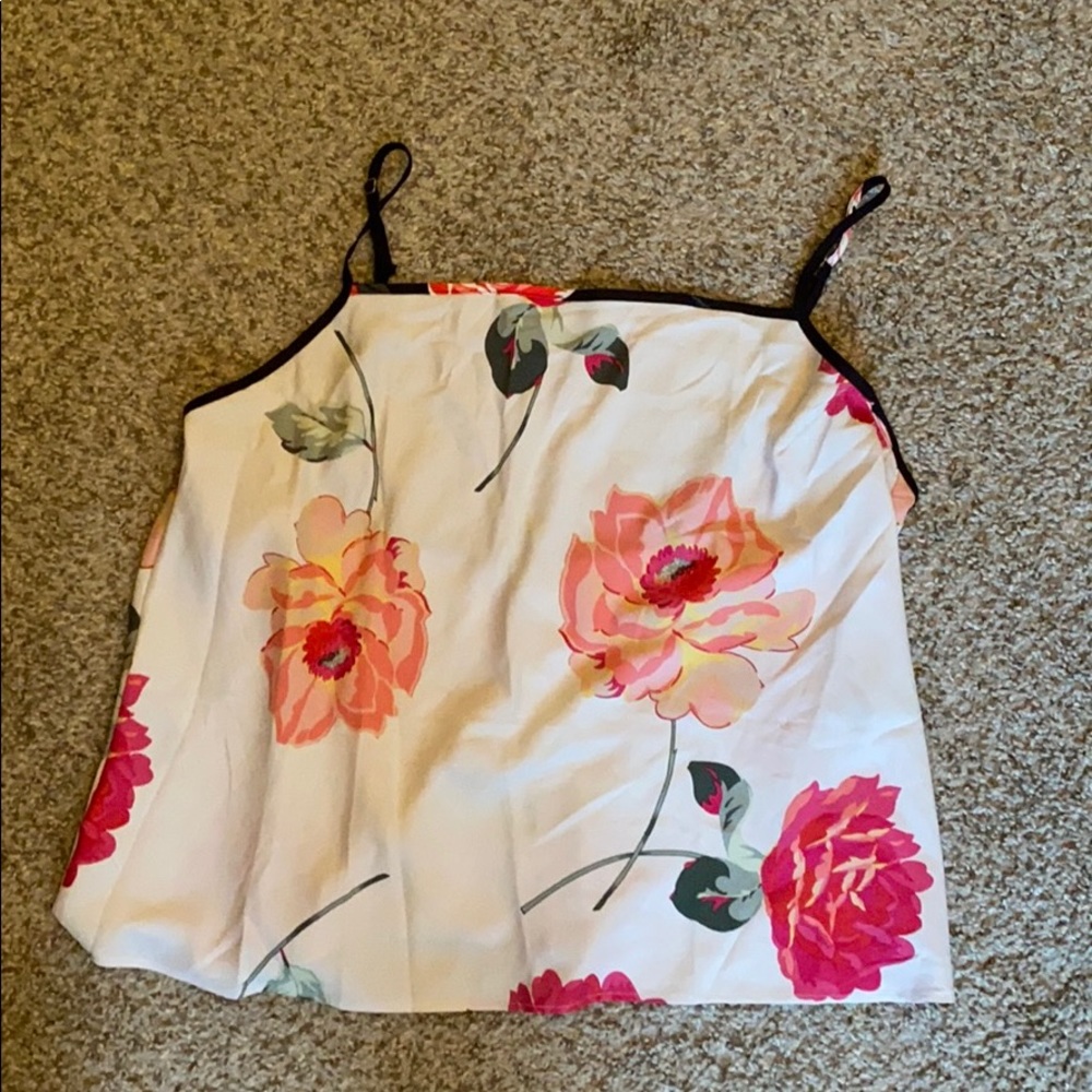 Victoria’s Secret Night Tee